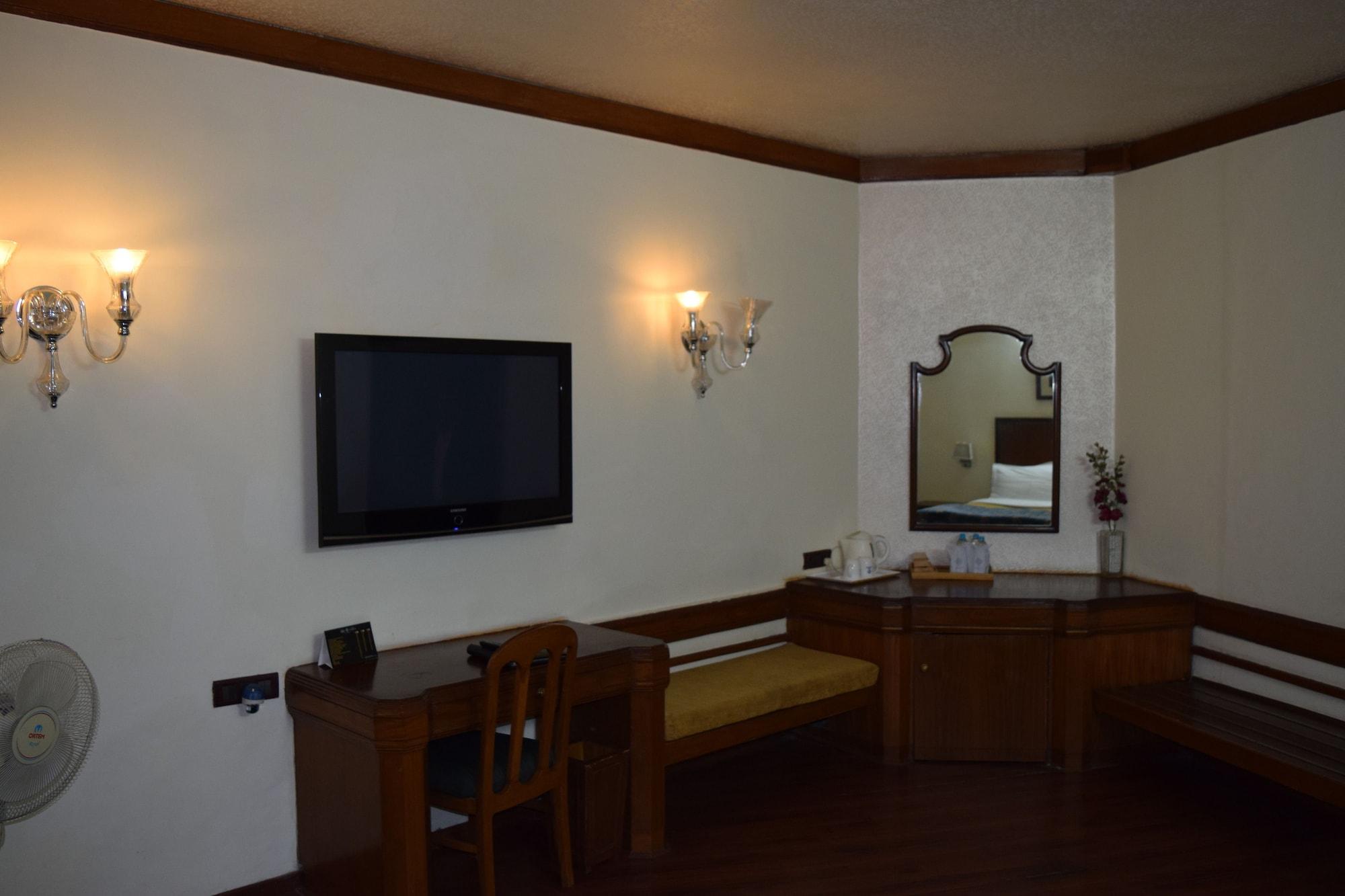 Hotel Samrat, New Delhi Extérieur photo
