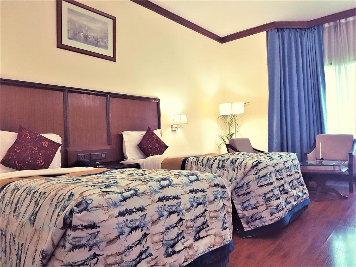 Hotel Samrat, New Delhi Extérieur photo