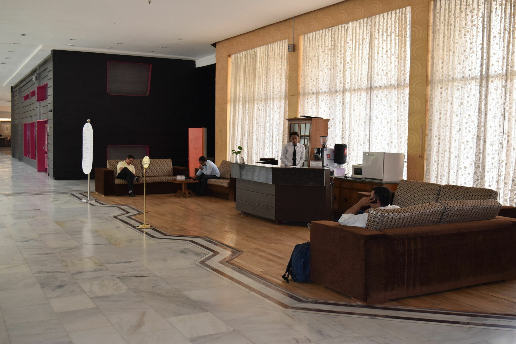 Hotel Samrat, New Delhi Extérieur photo